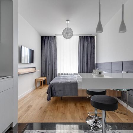 קייב Basis Apartments - Adults Only מראה חיצוני תמונה