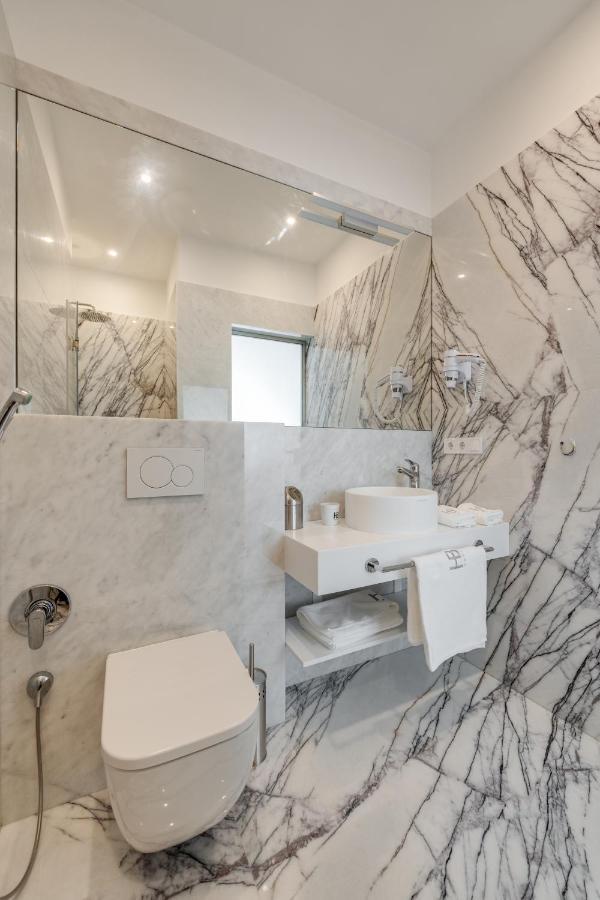 קייב Basis Apartments - Adults Only מראה חיצוני תמונה