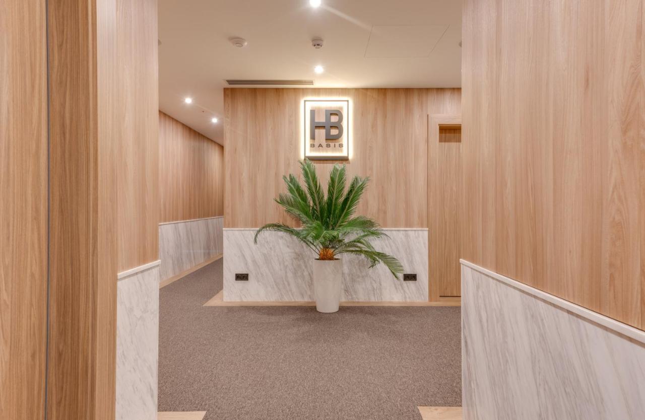 קייב Basis Apartments - Adults Only מראה חיצוני תמונה